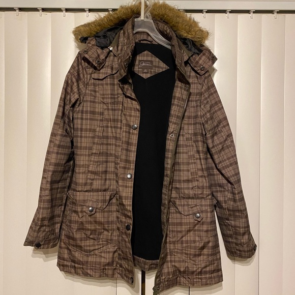 Women’s Winter Jacket with Fur Hood - Picture 4 of 4